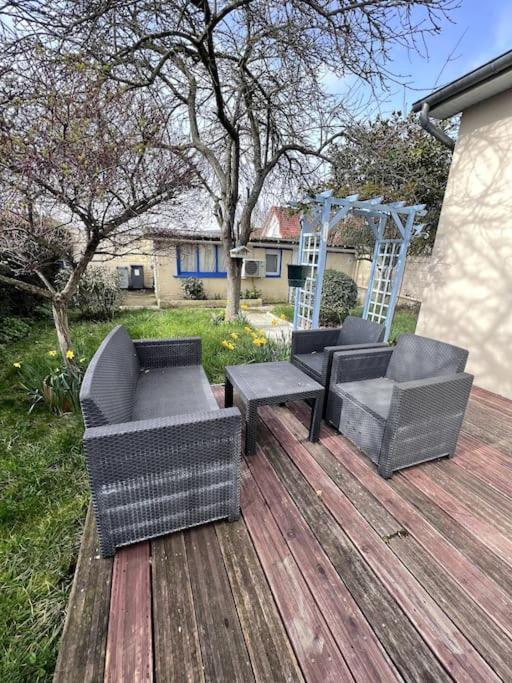 Maison De Vacances Familiale Ouistreham Esterno foto