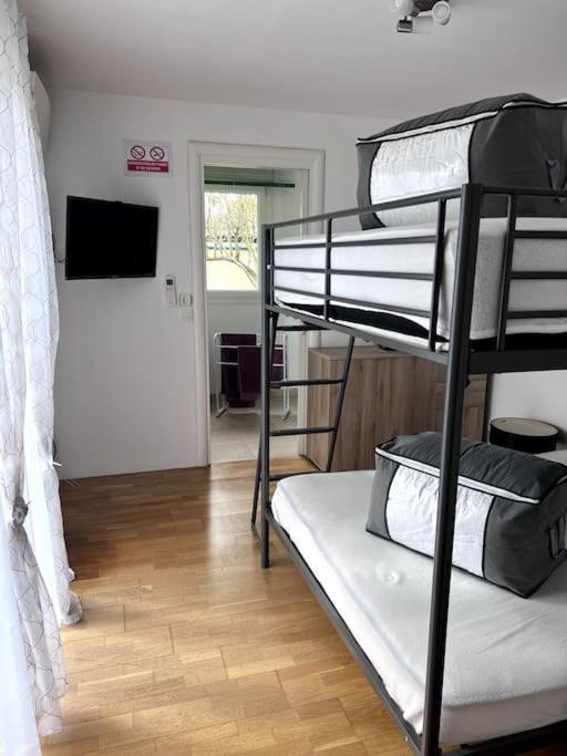 Maison De Vacances Familiale Ouistreham Esterno foto