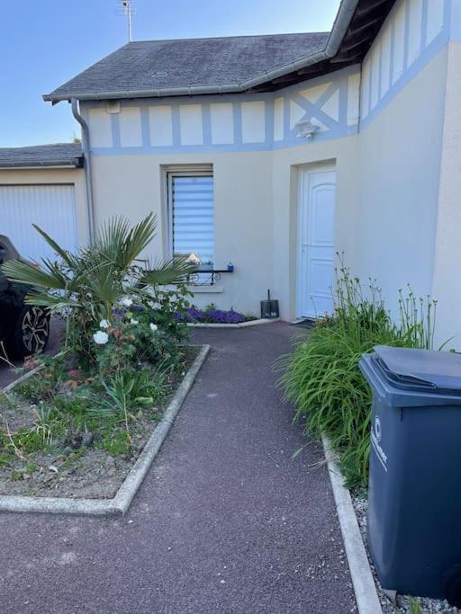 Maison De Vacances Familiale Ouistreham Esterno foto